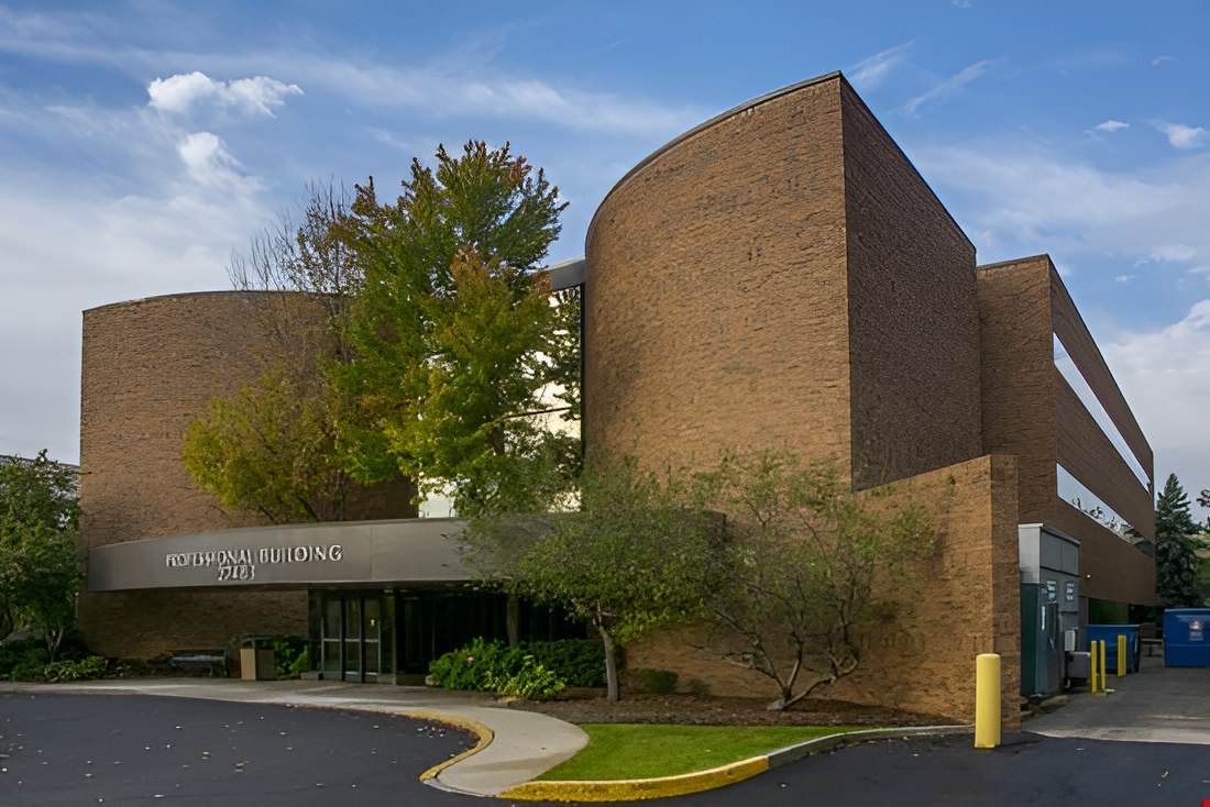 The Professional Building at 27483 Dequindre Rd, Madison Heights — home of Veritas Clinical Research, Suite 304
